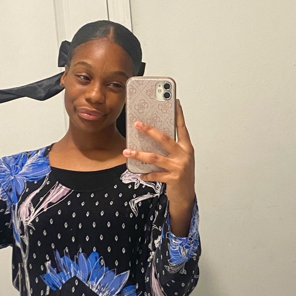 Meet your Posher, Jackie - Picture 3 of 6